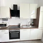 75Qm - 3 Rooms - Free Parking - Mallibase Apartments